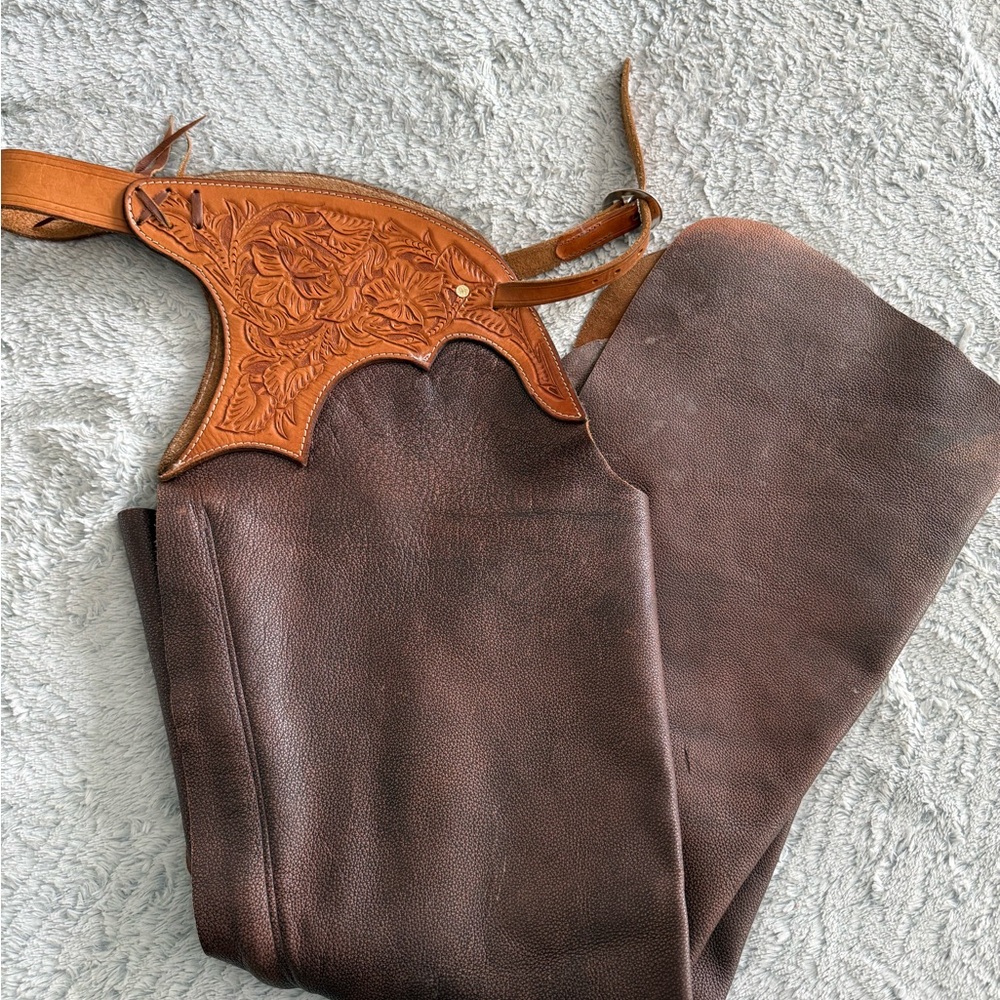 Leather Western-Style Spurs Chaps in Brown and Tan